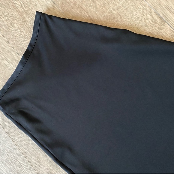 New size:small - Picture 3 of 4